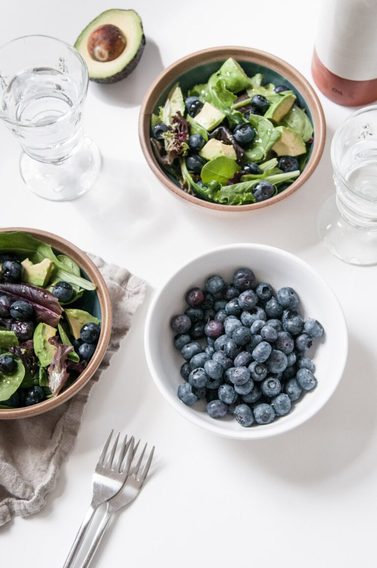Superfood Avocado Blueberry Salad